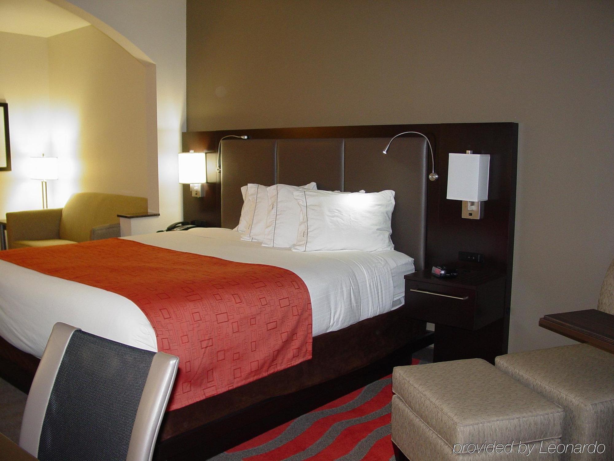 Holiday Inn Express Hotels & Suites Rockingham West By Ihg Номер фото