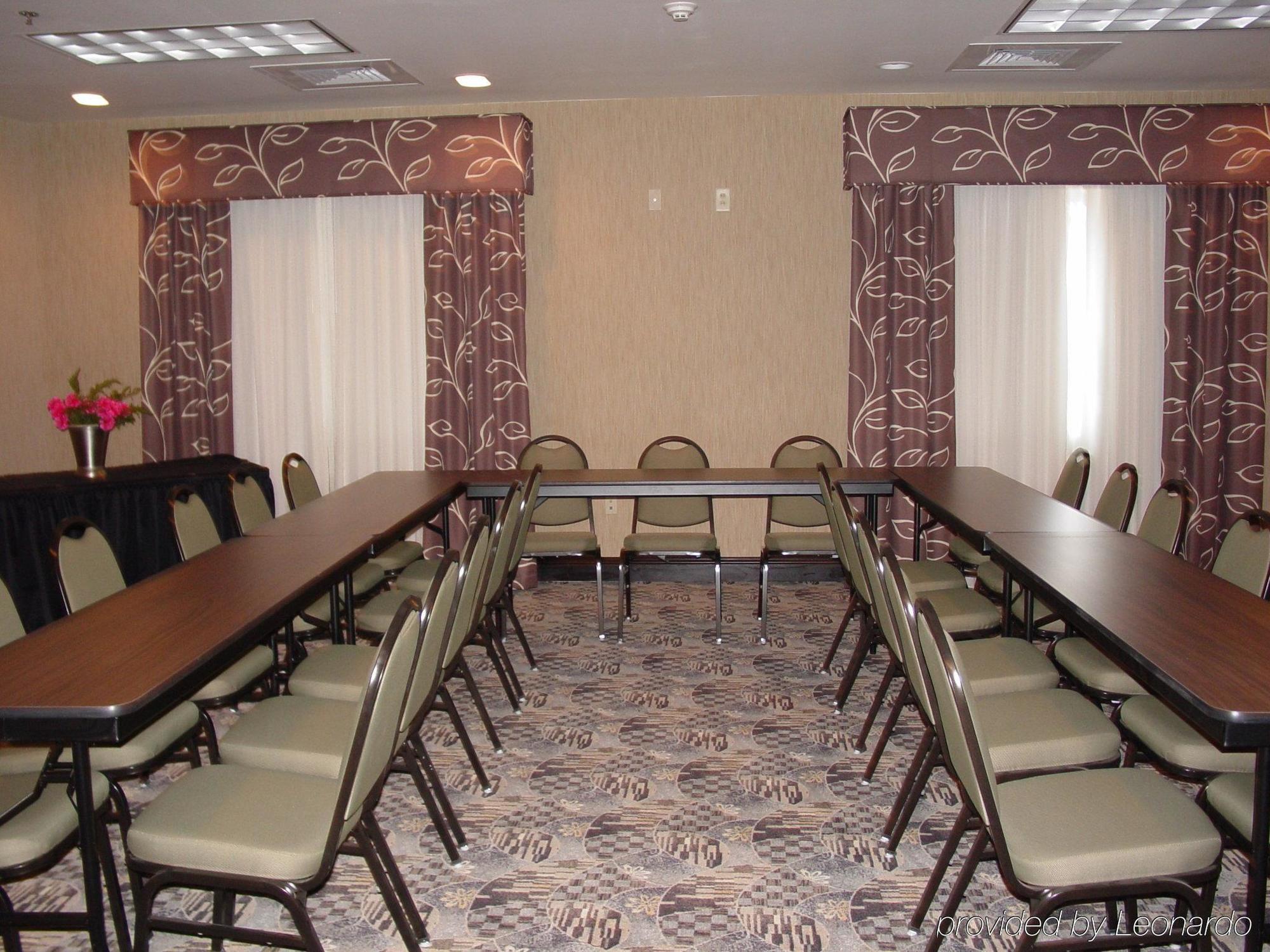 Holiday Inn Express Hotels & Suites Rockingham West By Ihg Зручності фото